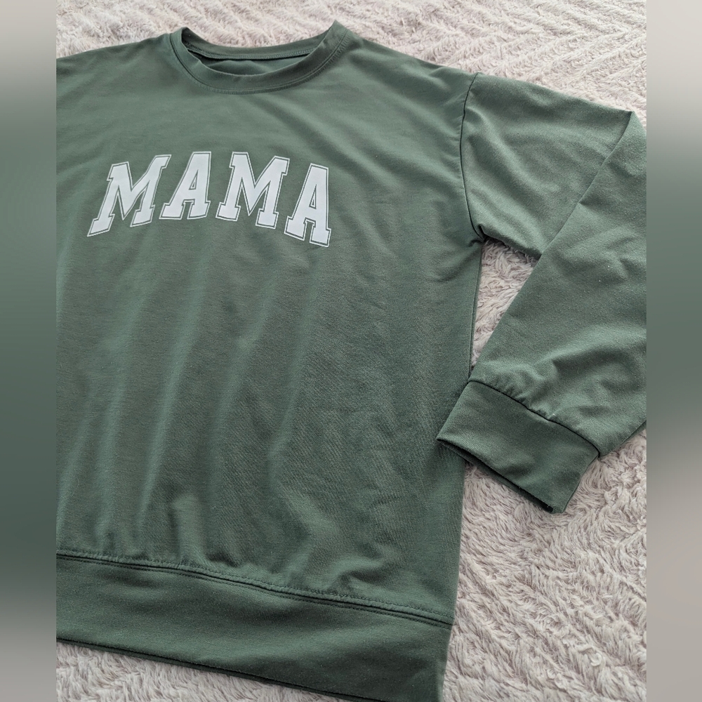 'MAMA' Sweatshirt - Picture 5 of 7